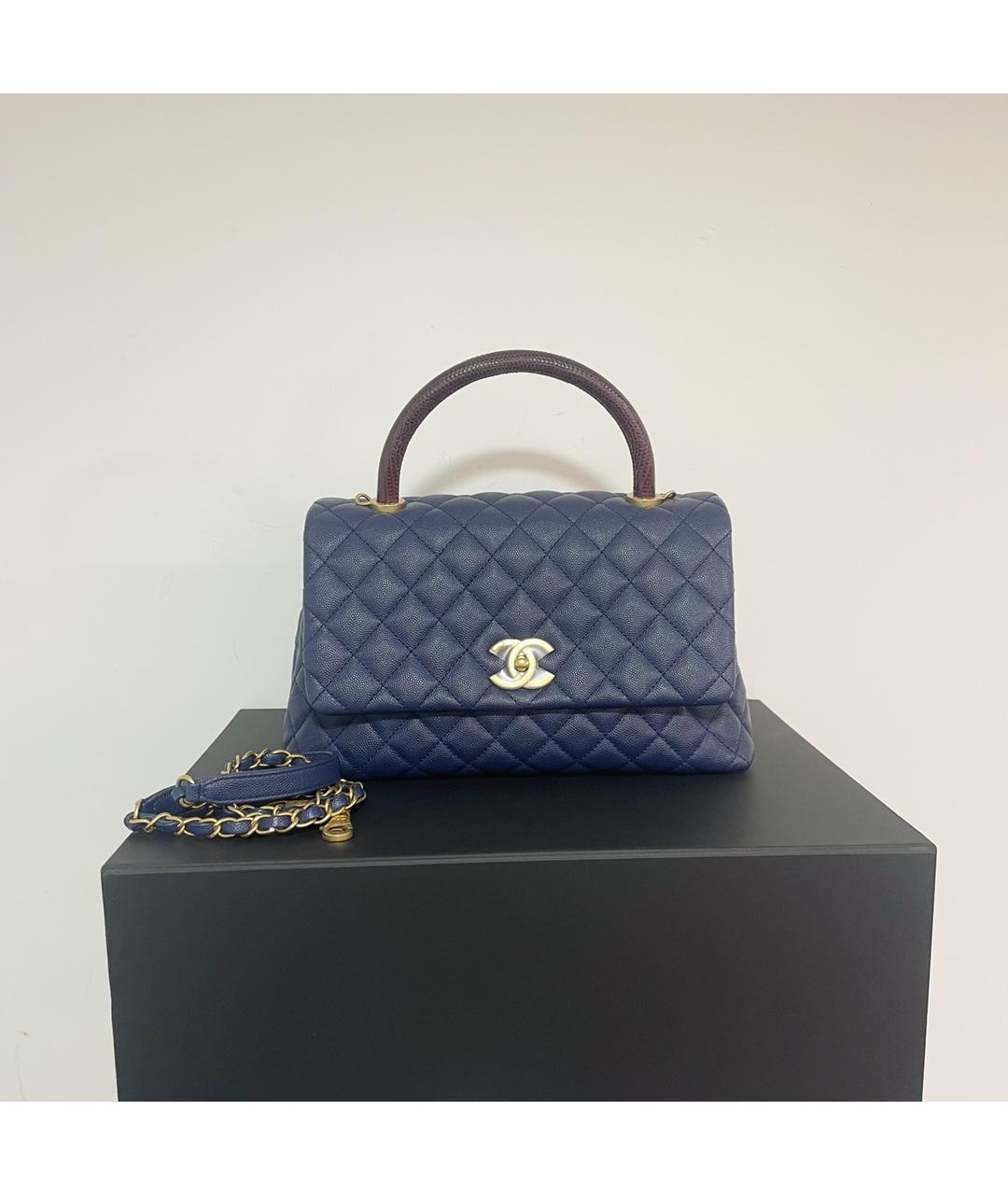 CHANEL Темно-синяя кожаная сумка с короткими ручками, фото 2