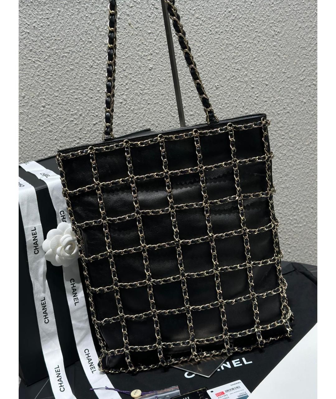 CHANEL Черная кожаная сумка тоут, фото 5