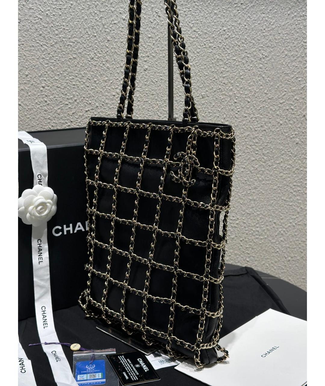 CHANEL Черная кожаная сумка тоут, фото 4