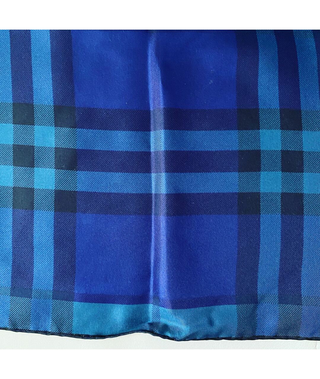 BURBERRY Синий шелковый шарф, фото 2