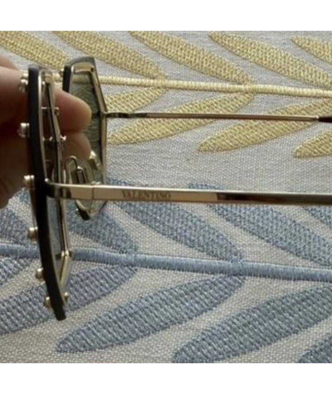 VALENTINO Черные металлические солнцезащитные очки, фото 3