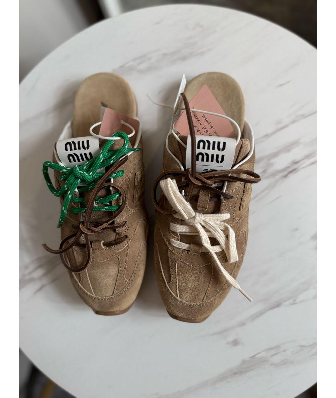 MIU MIU Бежевые замшевые мюли, фото 7
