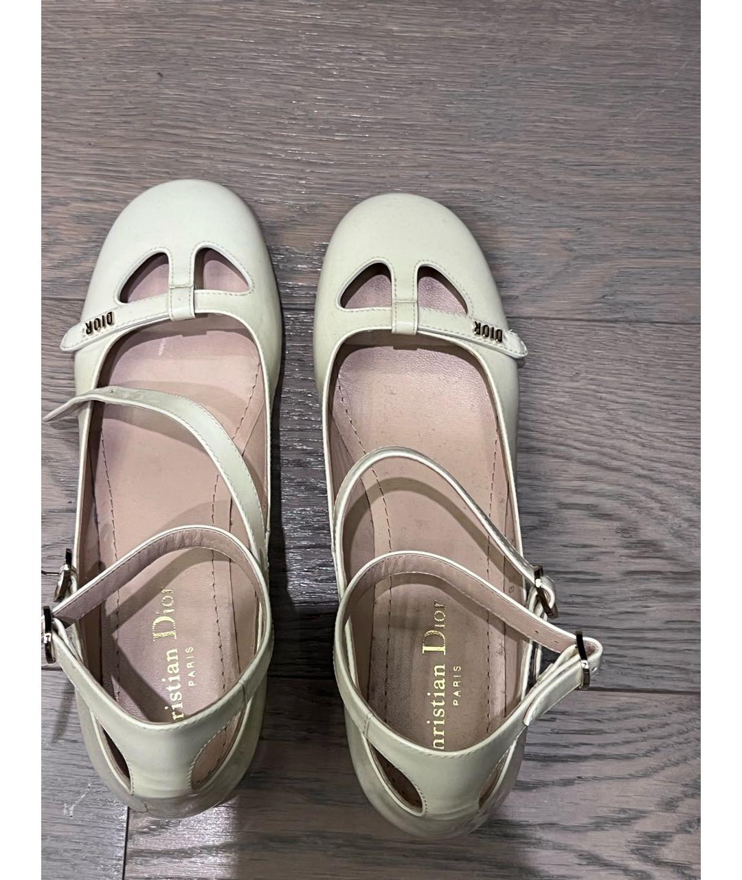 CHRISTIAN DIOR Белые кожаные балетки, фото 3