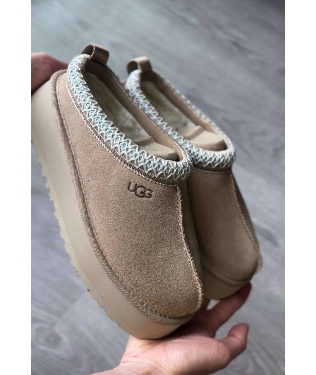 UGG AUSTRALIA Бежевые замшевые сабо, фото 3