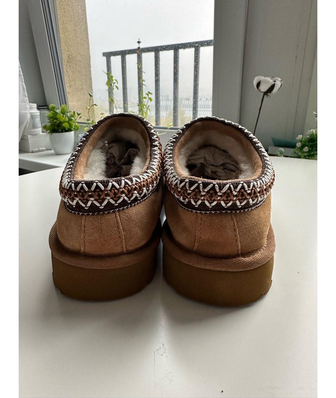 UGG AUSTRALIA Коричневые замшевые сабо, фото 3