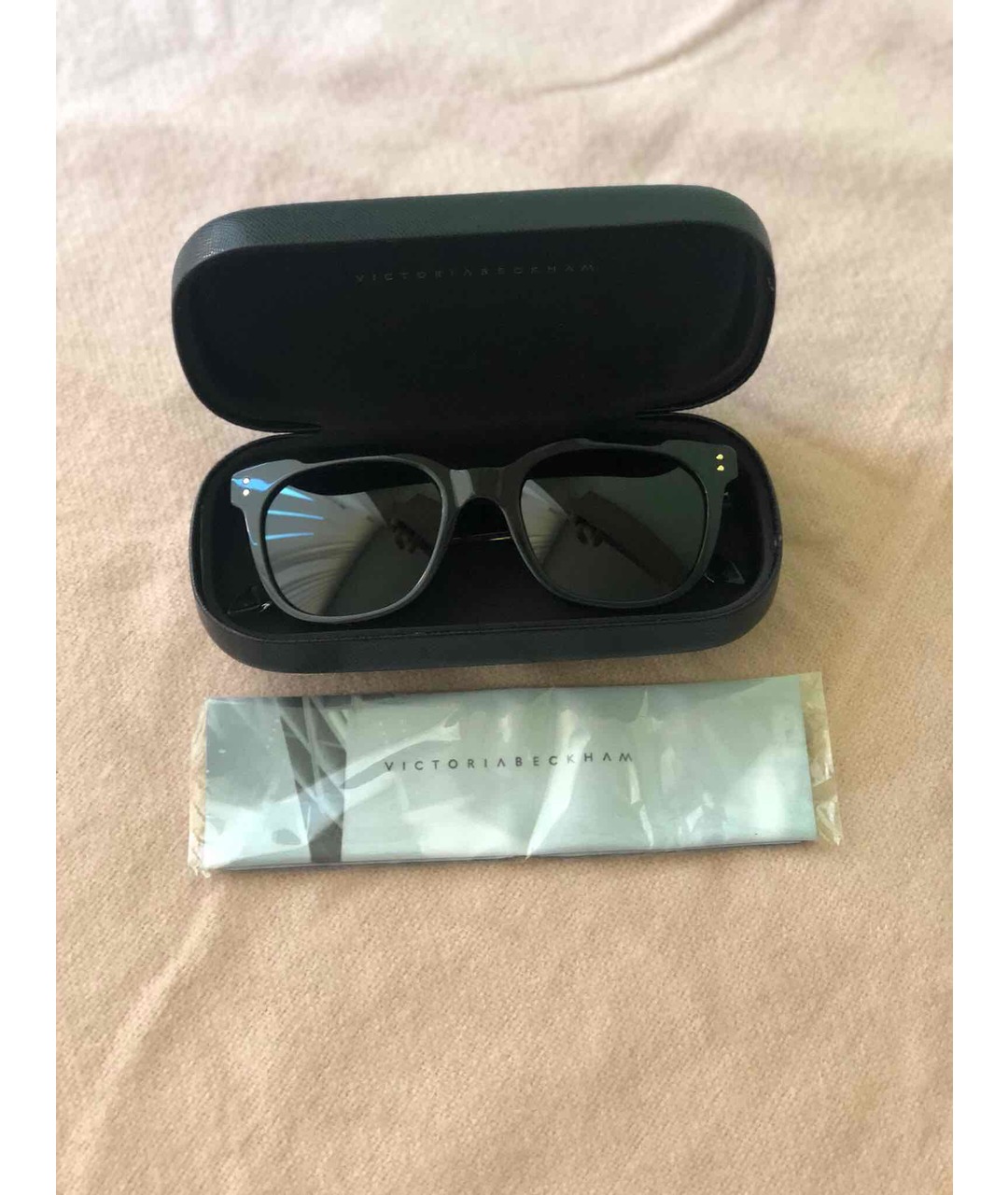 VICTORIA BECKHAM Черные пластиковые солнцезащитные очки, фото 5