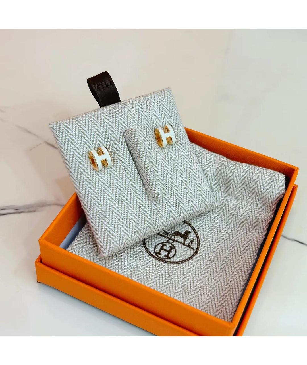 HERMES Белые металлические серьги, фото 5