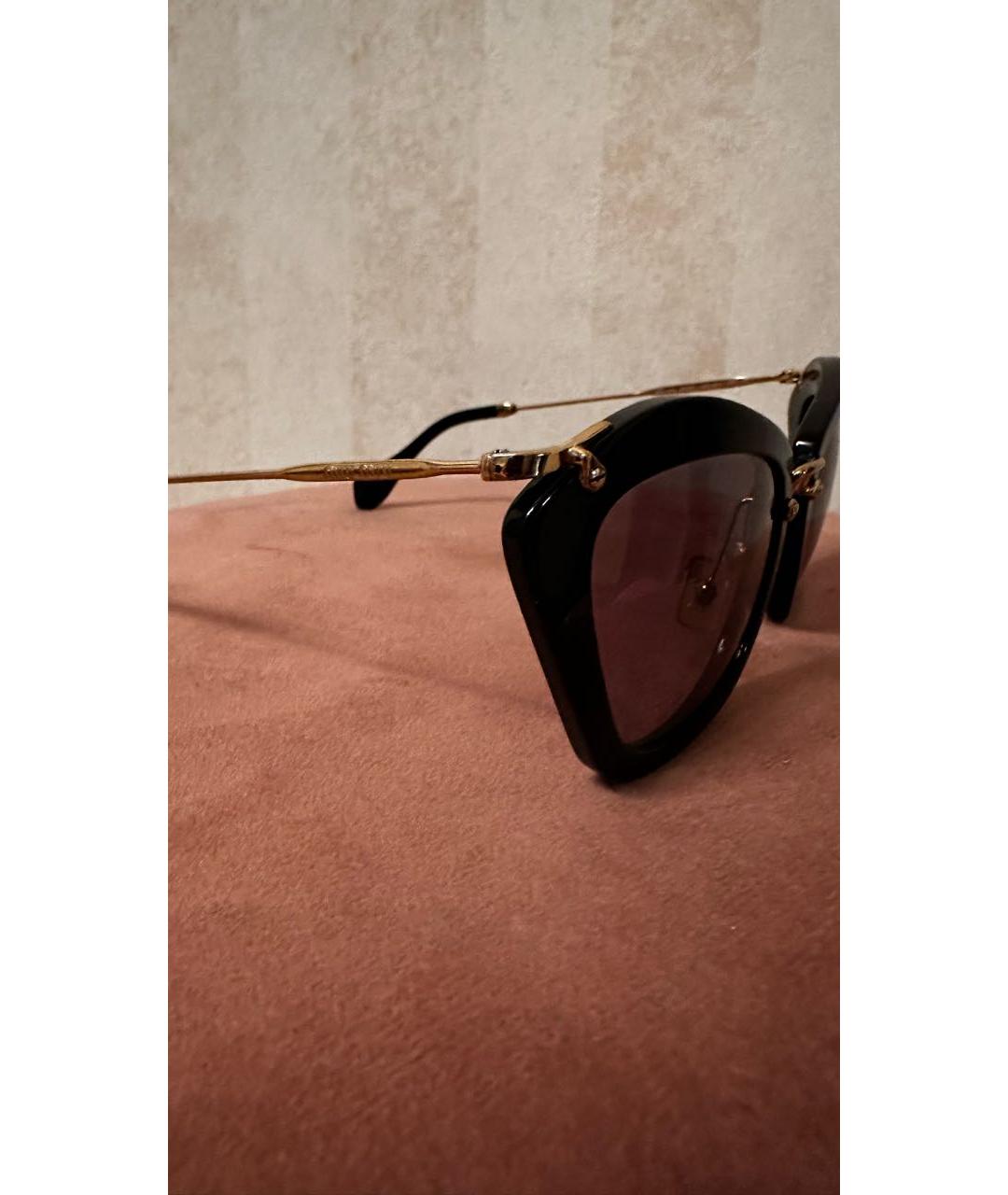 MIU MIU Черные пластиковые солнцезащитные очки, фото 3