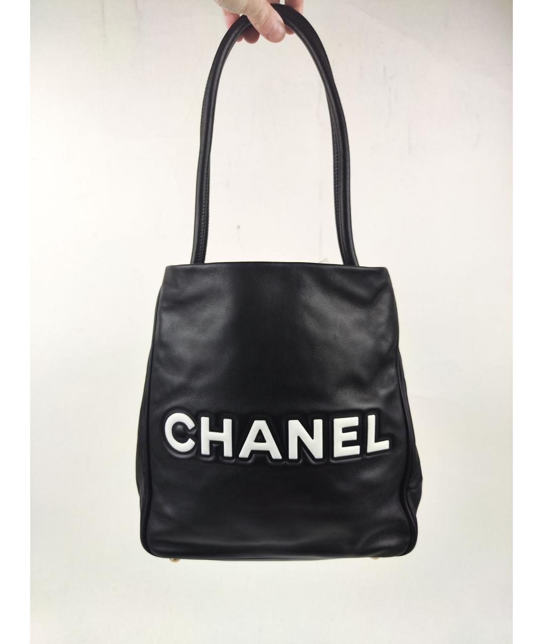 CHANEL Черная кожаная сумка тоут, фото 2
