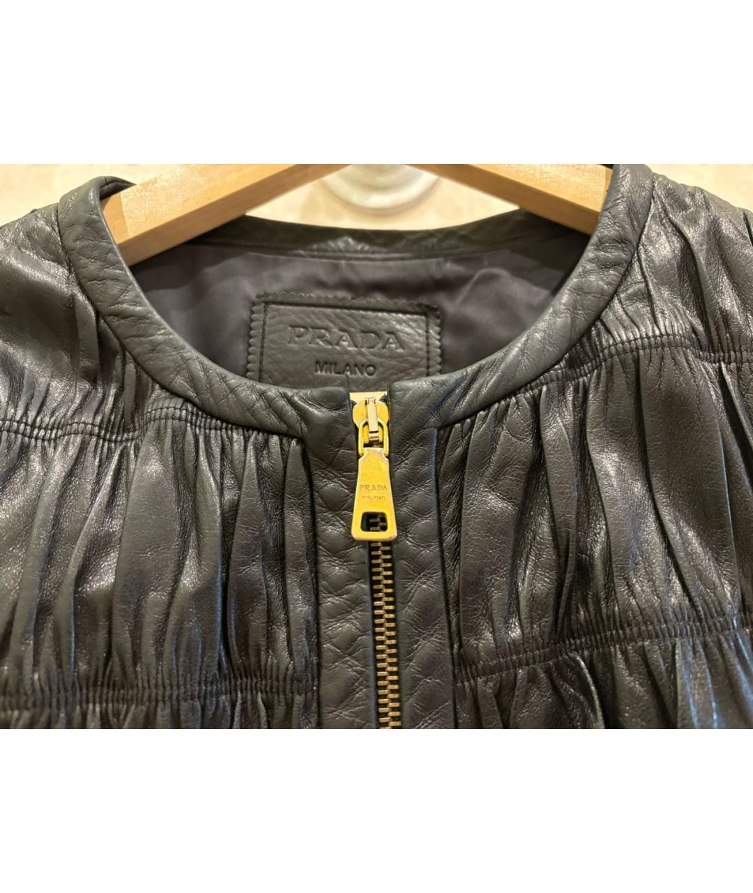 PRADA Черная кожаная куртка, фото 4