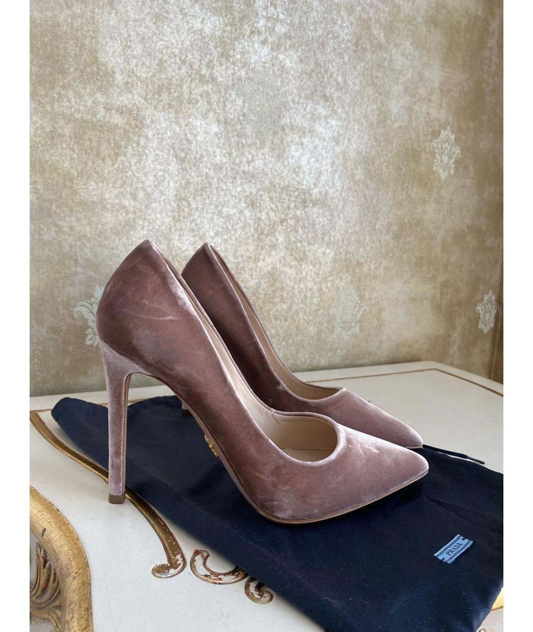 PRADA Розовые бархатные туфли, фото 3