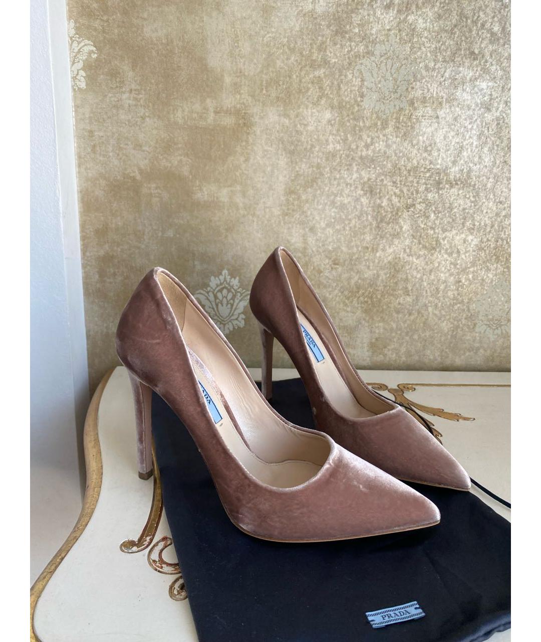 PRADA Розовые бархатные туфли, фото 2