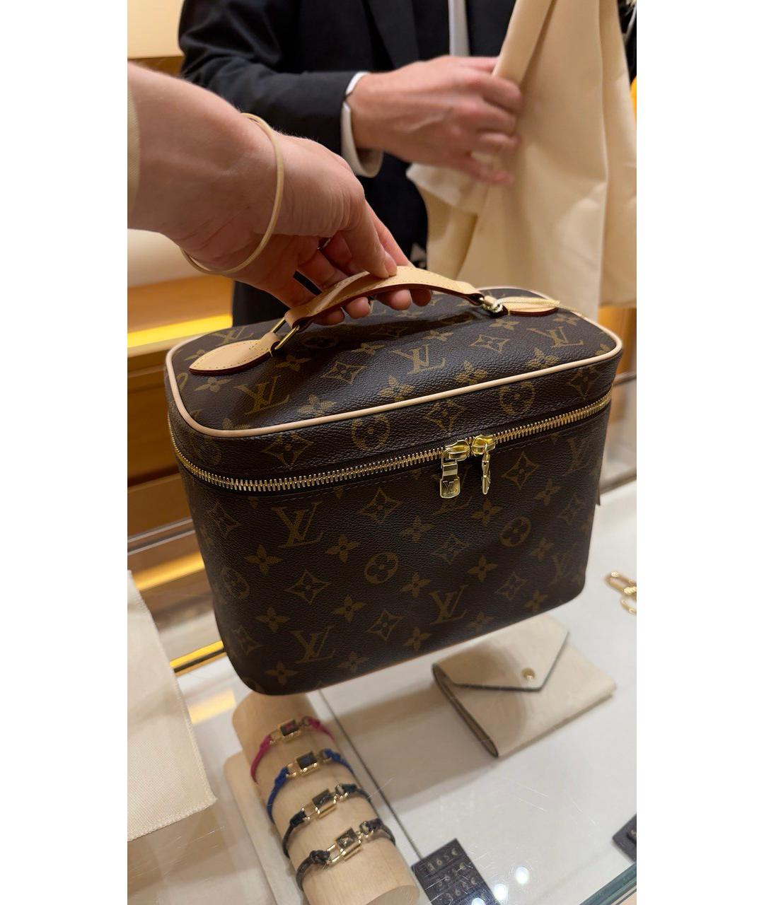 LOUIS VUITTON Коричневая косметичка, фото 5