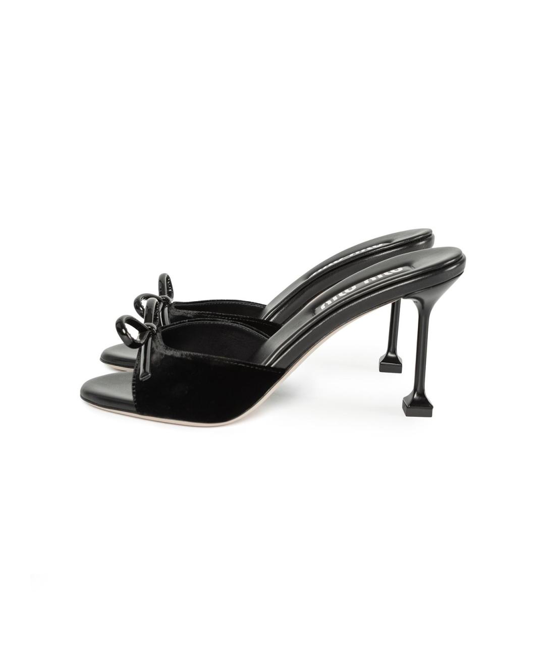 MIU MIU Черные бархатные босоножки, фото 6