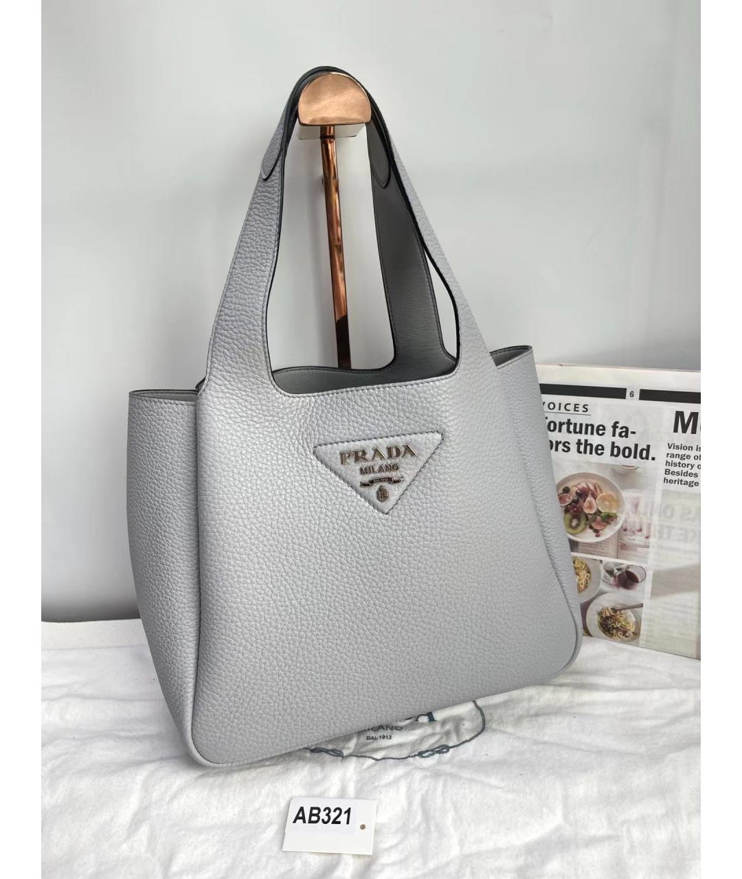 PRADA Серая кожаная сумка через плечо, фото 3