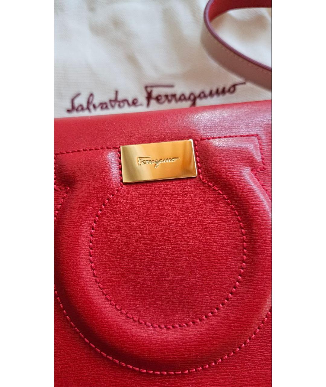 SALVATORE FERRAGAMO Красная кожаная сумка через плечо, фото 7