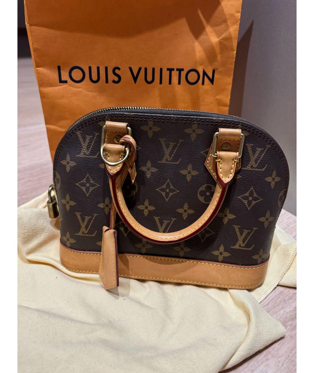 LOUIS VUITTON Коричневая сумка с короткими ручками, фото 5