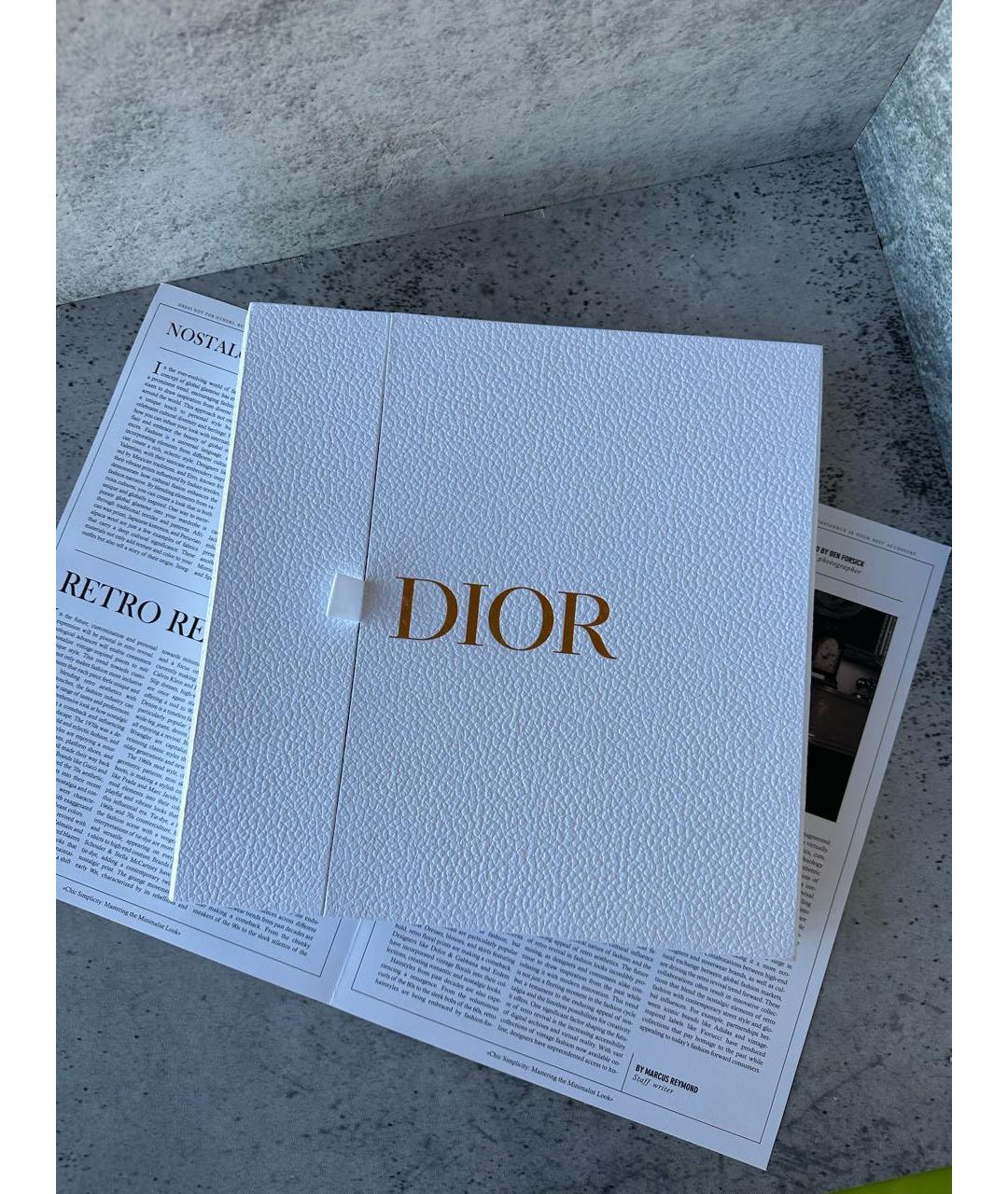 CHRISTIAN DIOR Книга, фото 4