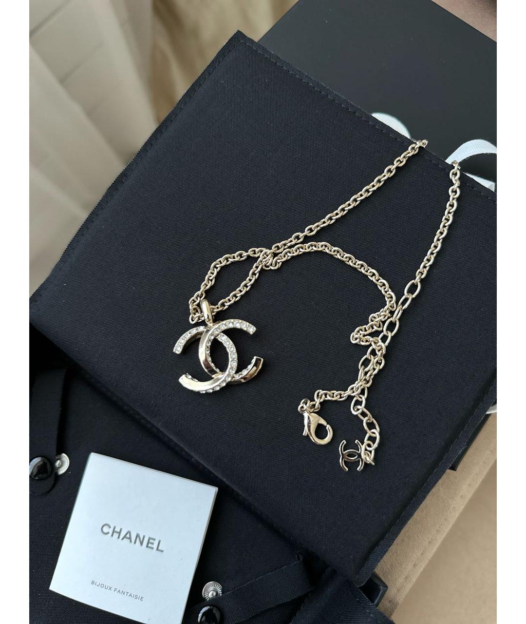 CHANEL Золотая металлическая подвеска, фото 8