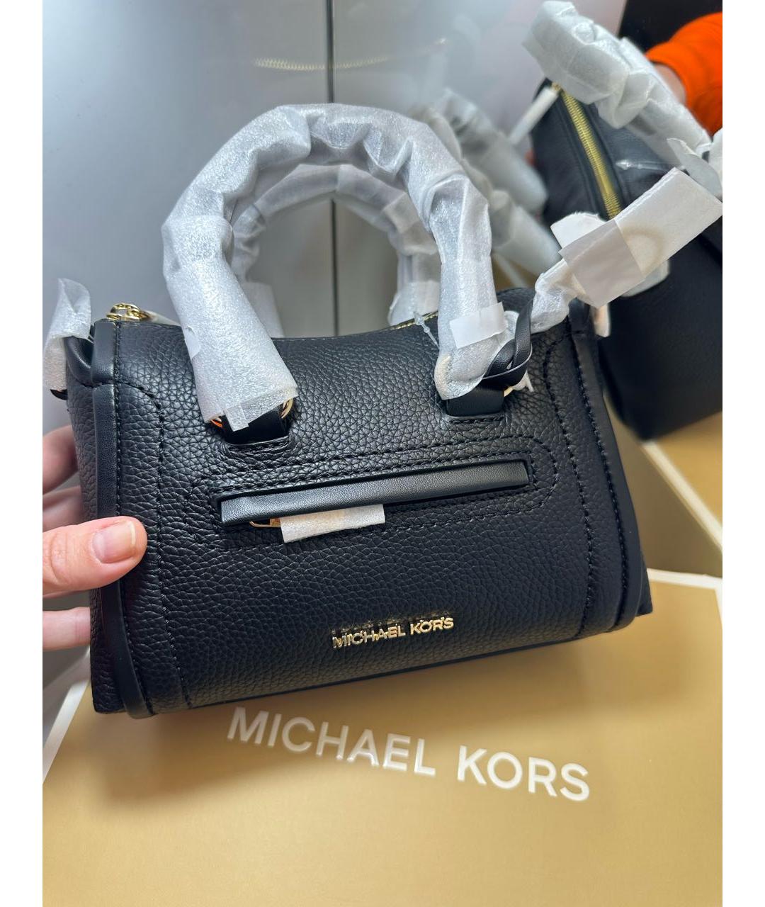 MICHAEL KORS Черная кожаная сумка через плечо, фото 3