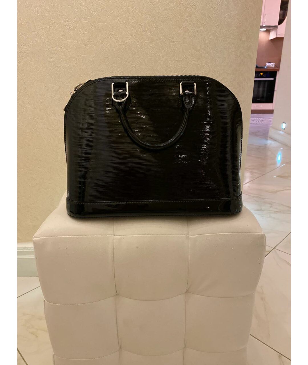 LOUIS VUITTON PRE-OWNED Черная сумка тоут из лакированной кожи, фото 3