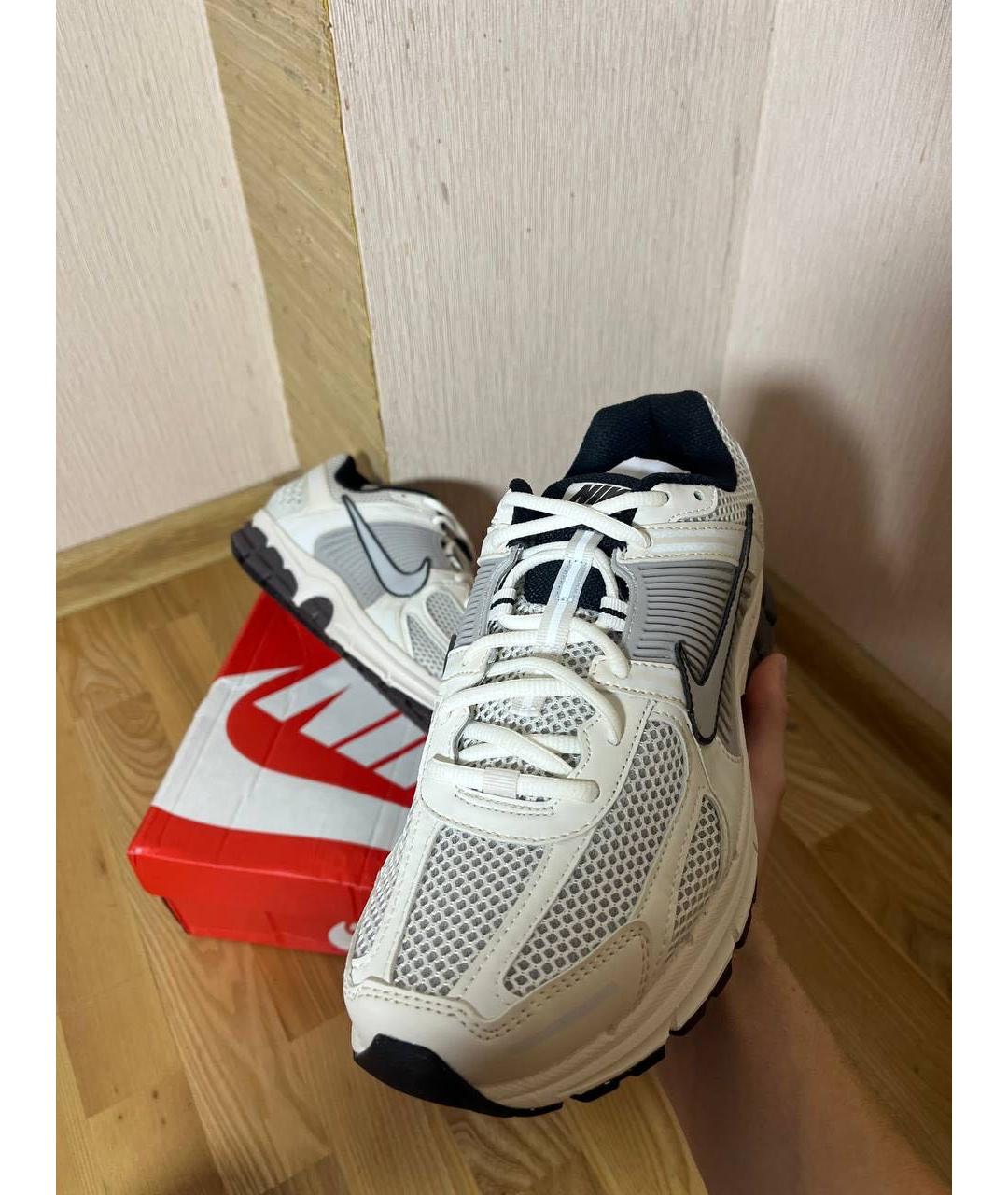 NIKE Белые низкие кроссовки / кеды, фото 2