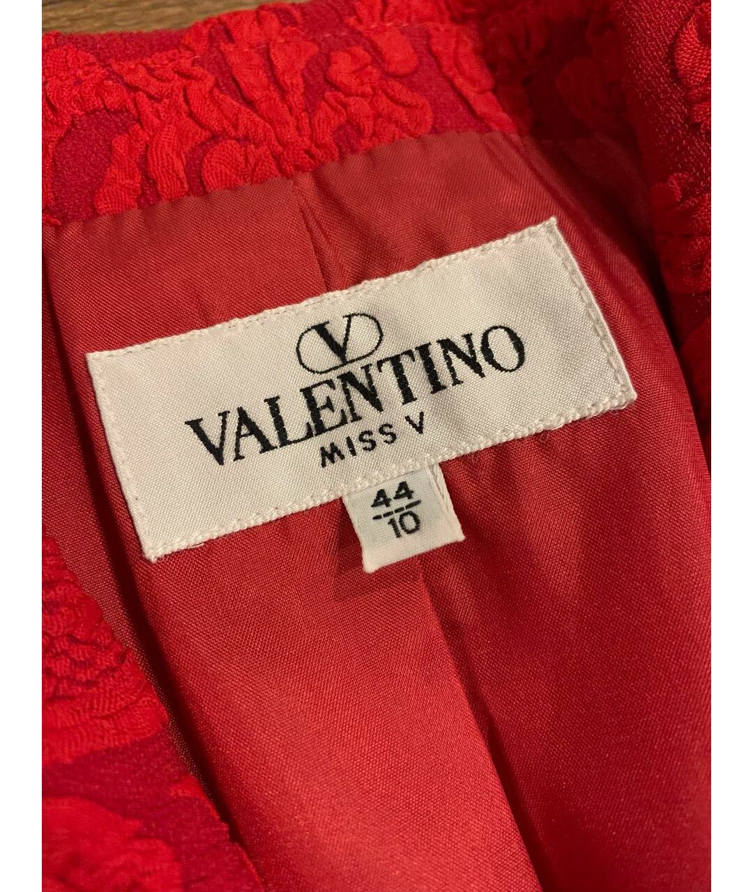 VALENTINO VINTAGE Красный ацетатный костюм с брюками, фото 5