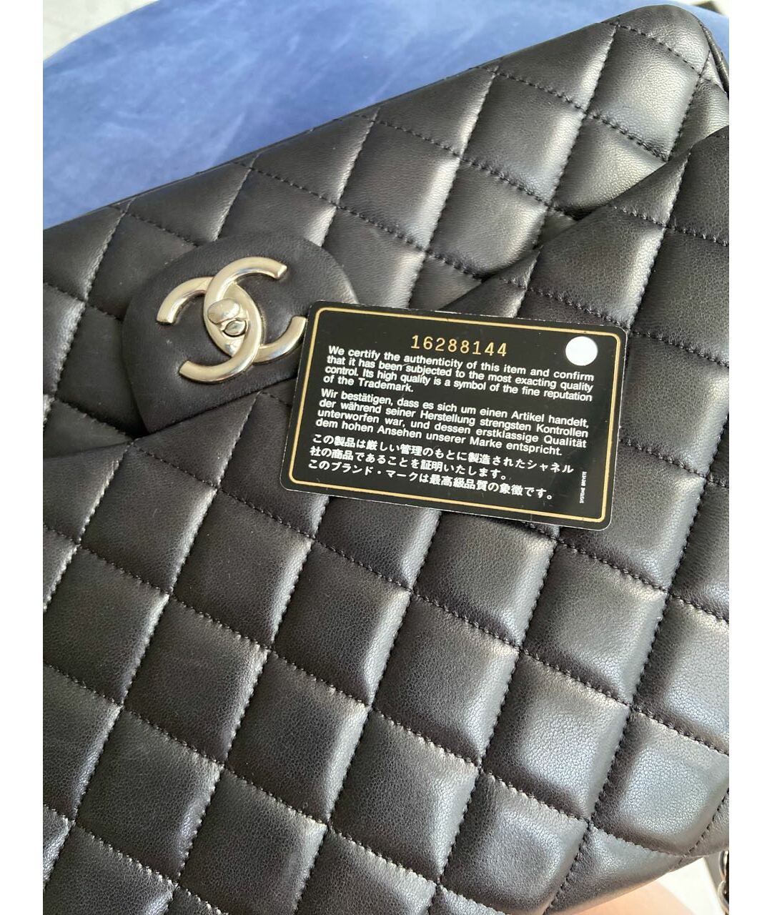 CHANEL Черная кожаная сумка тоут, фото 6