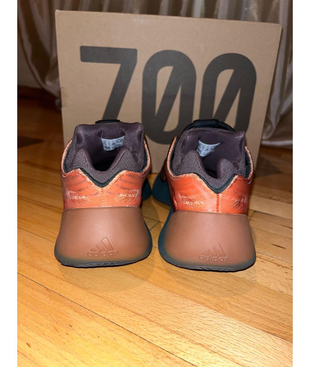 ADIDAS YEEZY Коричневые текстильные кроссовки, фото 4