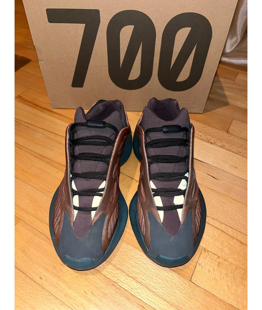 ADIDAS YEEZY Коричневые текстильные кроссовки, фото 2