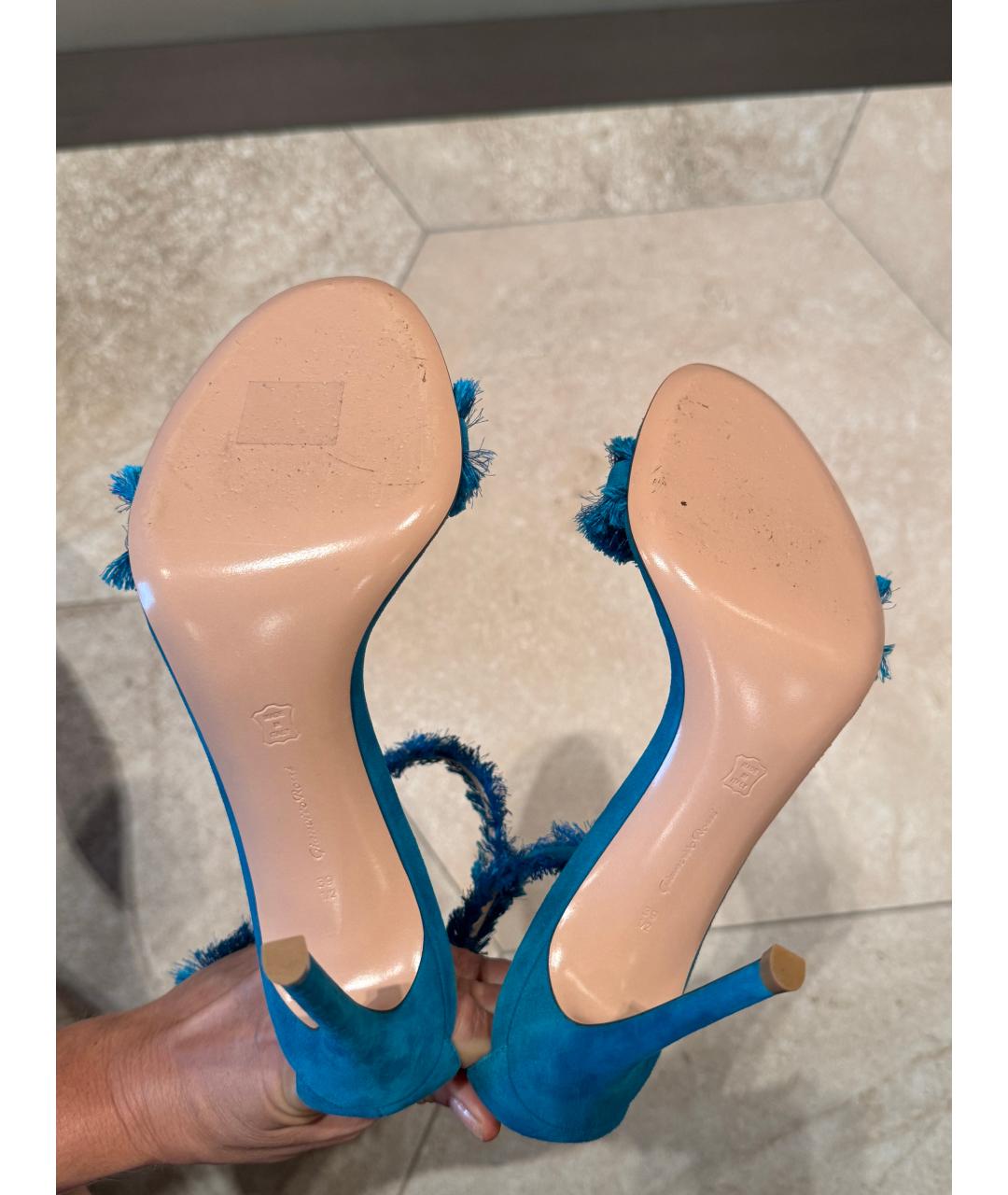 GIANVITO ROSSI Бирюзовые замшевые босоножки, фото 5