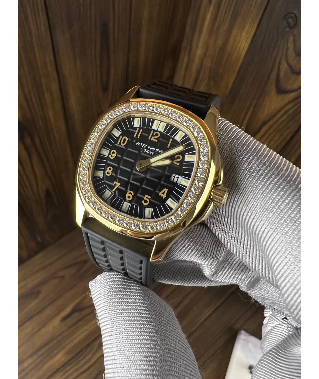 PATEK PHILIPPE Часы из желтого золота, фото 2