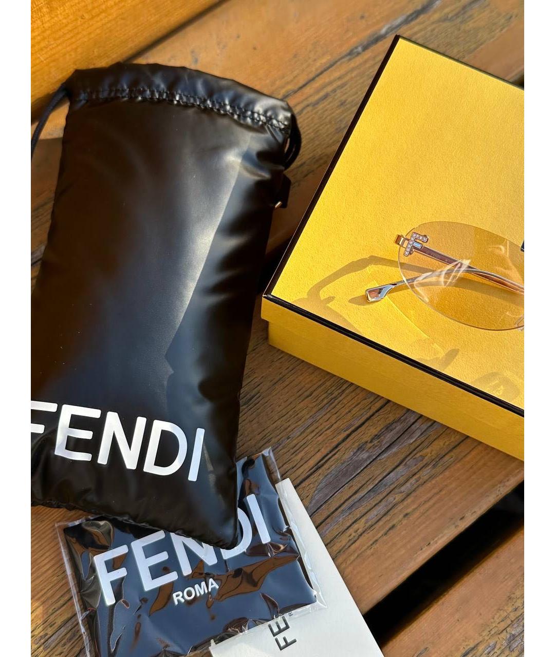 FENDI Бежевые металлические солнцезащитные очки, фото 4