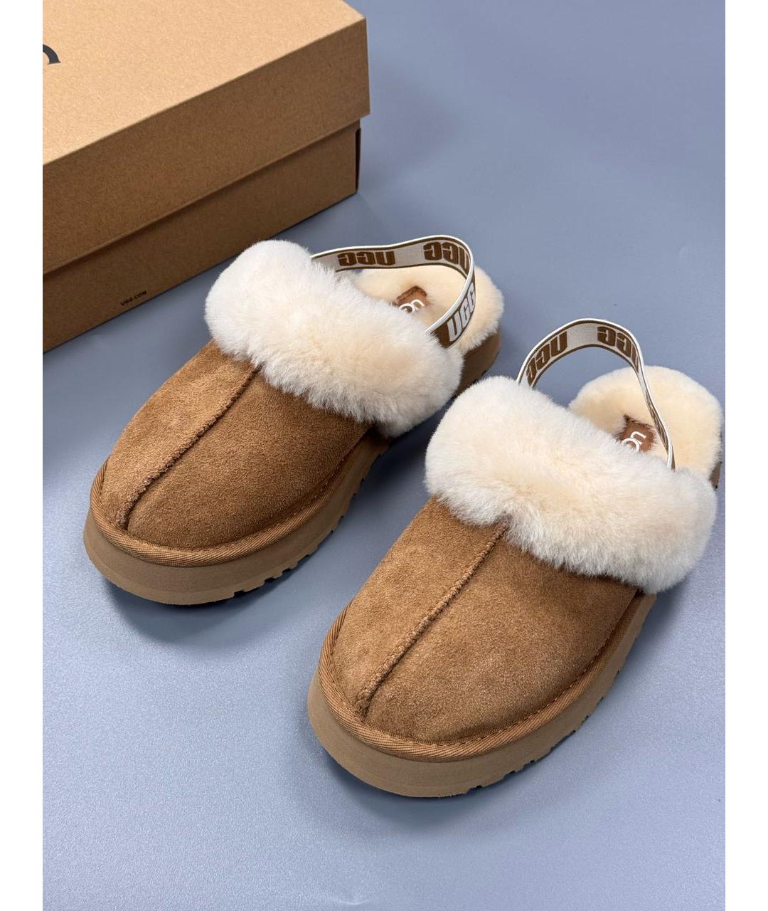 UGG AUSTRALIA Коричневые замшевые мюли, фото 3