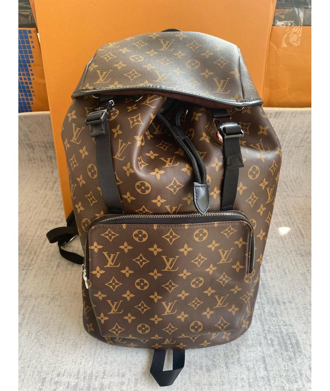 LOUIS VUITTON Коричневый рюкзак из искусственной кожи, фото 8