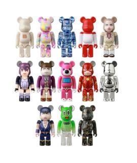 BEARBRICK Скульптура