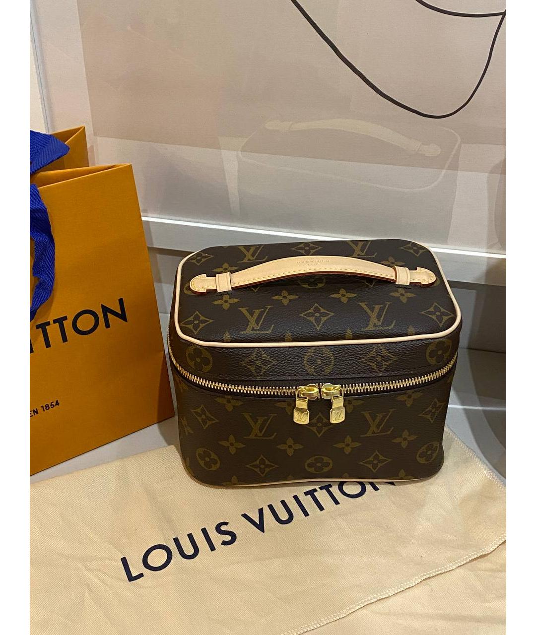 LOUIS VUITTON Коричневая кожаная косметичка, фото 5