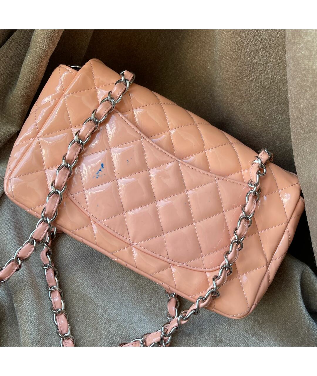 CHANEL Розовая сумка через плечо из лакированной кожи, фото 3