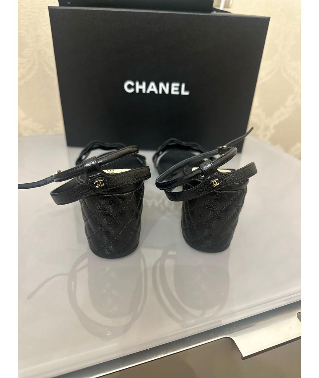 CHANEL Черные кожаные босоножки, фото 4