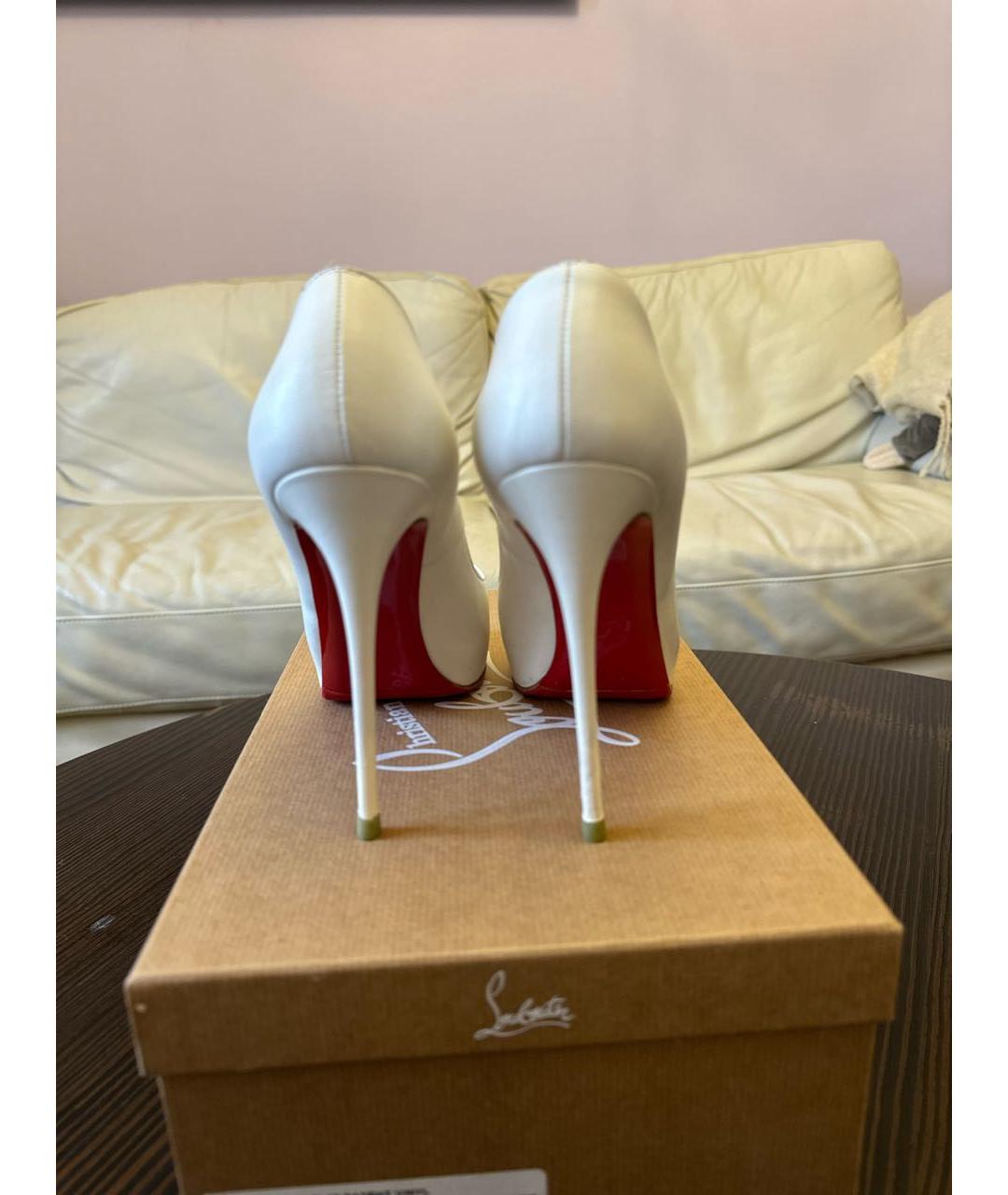 CHRISTIAN LOUBOUTIN Белые кожаные туфли, фото 4