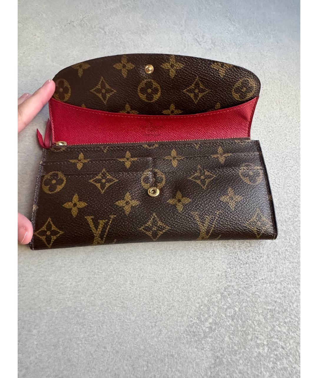 LOUIS VUITTON Коричневый кошелек, фото 3