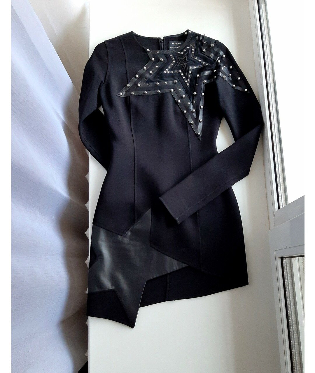 ANTHONY VACCARELLO Черное полиэстеровое повседневное платье, фото 6