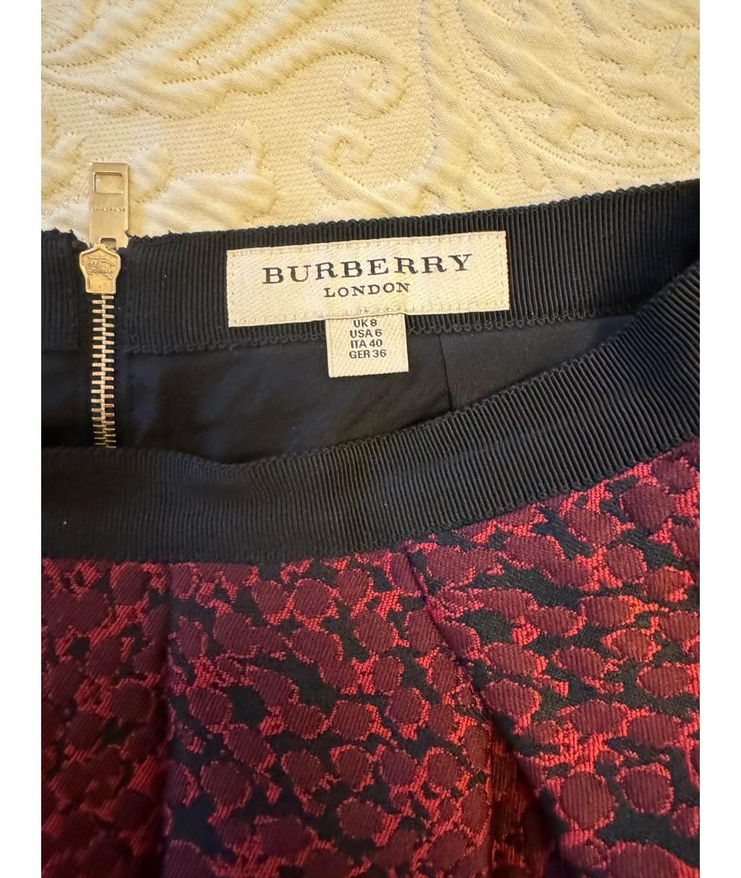 BURBERRY Бордовая юбка мини, фото 3