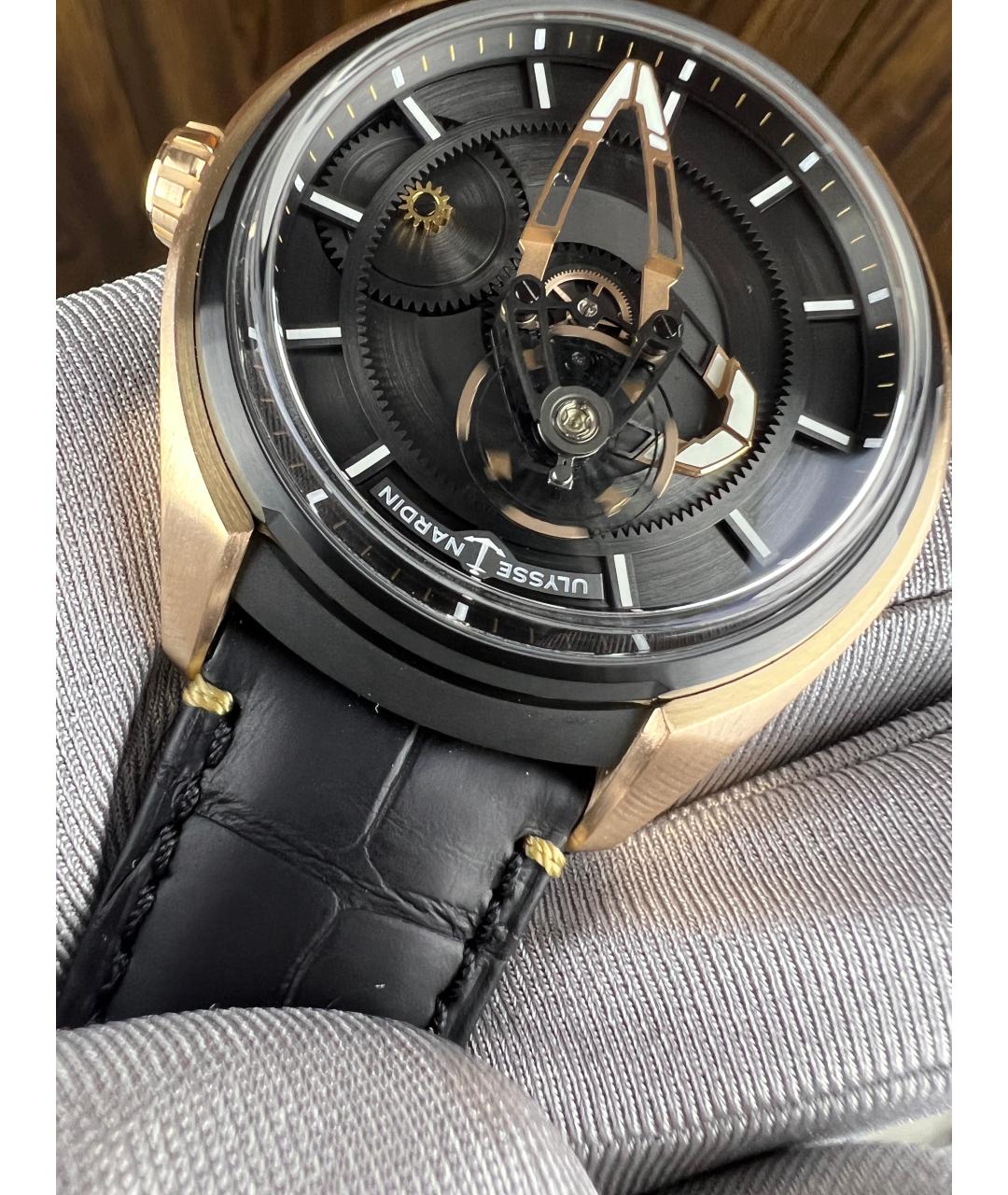 Ulysse Nardin Черные часы из розового золота, фото 4