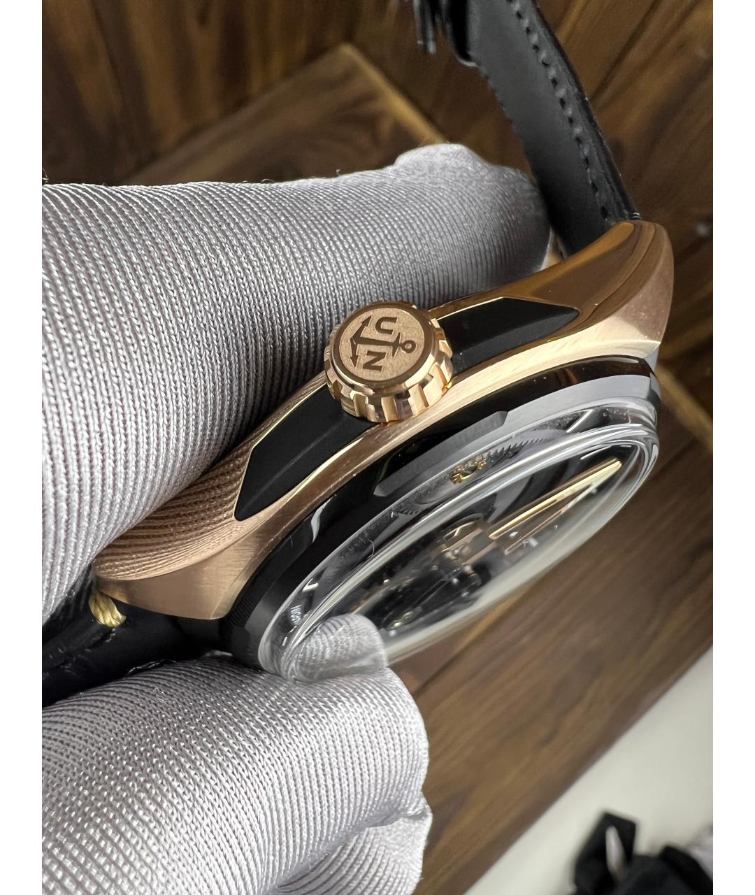 Ulysse Nardin Черные часы из розового золота, фото 6