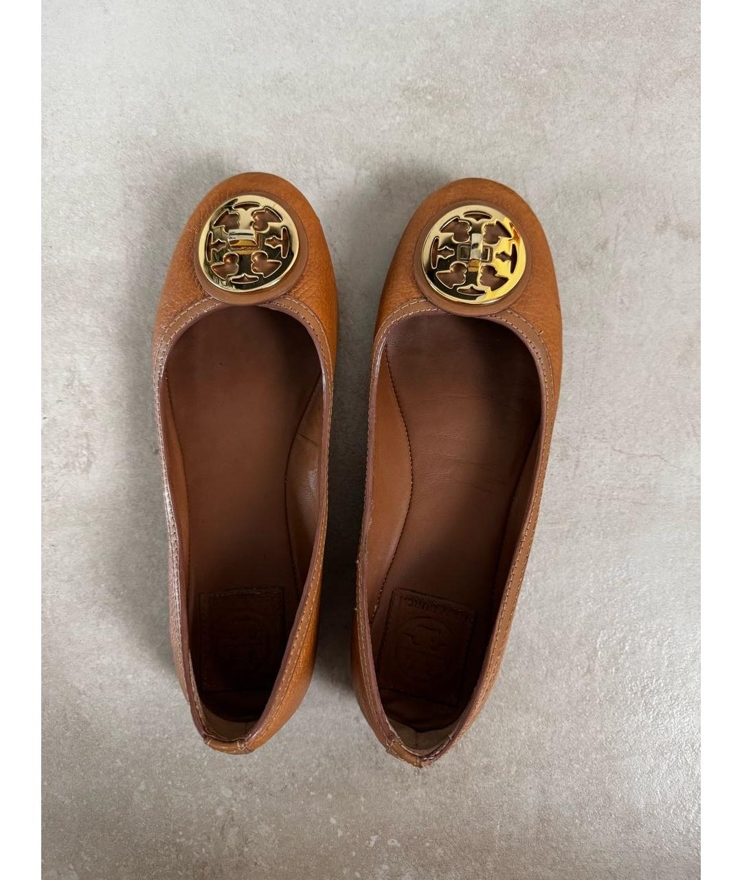 TORY BURCH Бежевые кожаные балетки, фото 3