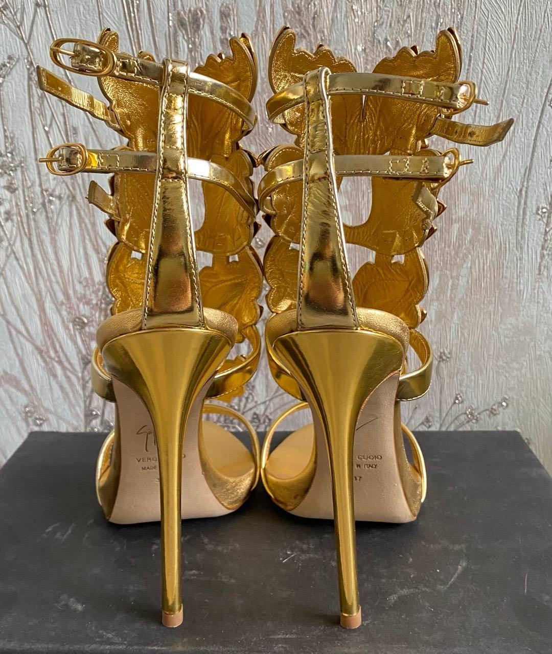 GIUSEPPE ZANOTTI DESIGN Золотые босоножки из лакированной кожи, фото 3