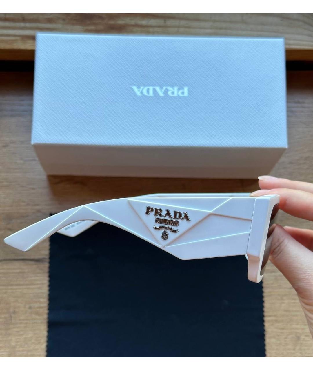 PRADA Белые пластиковые солнцезащитные очки, фото 3