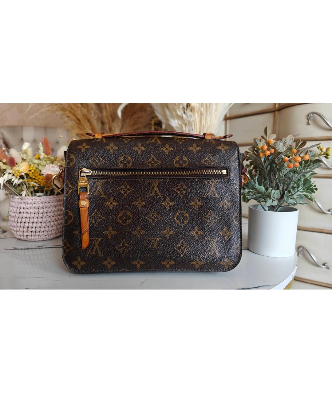 LOUIS VUITTON Коричневая сумка через плечо, фото 3