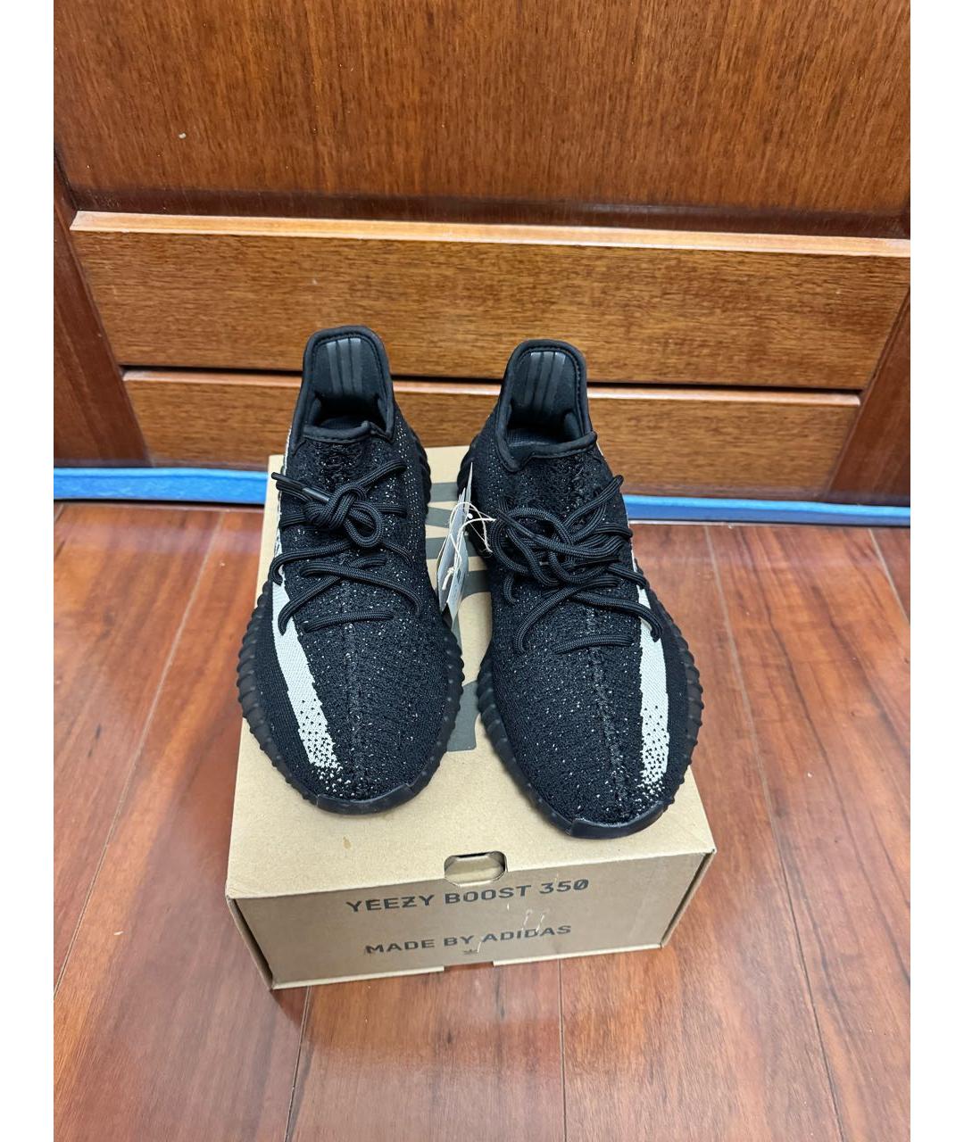 ADIDAS YEEZY Черные синтетические низкие кроссовки / кеды, фото 2